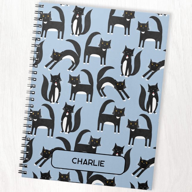 Personalisierte Niedliche Tuxedo Katze Notizblock (Personalized name black and white tuxedo cat notebook for animal lovers.)