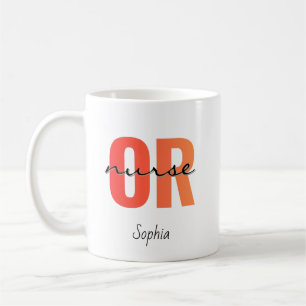 Personalisierte OR-Krankenschwester-Typografie in Kaffeetasse