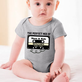 Personalisierte perfekte Mischung aus Mama und Vat Baby Strampler