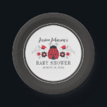Personalisierte Red Ladybug Girl Babyduschplatte Pappteller<br><div class="desc">Personalisierte Teller aus rotem,  blühendem Ladybug Babydusche. Fügen Sie den Namen der Mutter und/oder des Babys in das Feld Anpassen,  um es für sie zu personalisieren. Entworfen für Sie von BlackBerry Boulevard.</div>