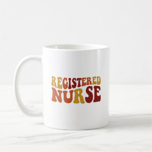 Personalisierte Retro-Typografie für registrierte Kaffeetasse