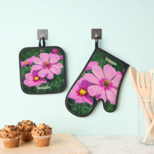 Personalisierte rosa Kosmosblumen Ofenhandschuh & Topflappen-Set