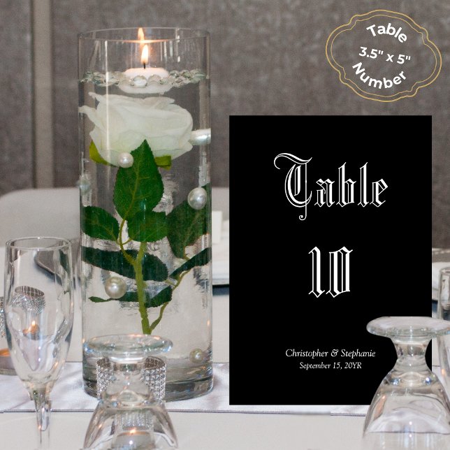 Personalisierte schwarz-schick-Zeitung Tischnummer (Classic Black Newspaper Style Wedding Personalized Table Numbers White Calligraphy)