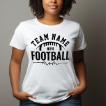 Personalisierte Schwarz-Weiß-Fußball-Mama Tri-Blend Shirt<br><div class="desc">Custom Football T - Shirt für Mamas - im White Design gezeigt,  verfügt über ein stilvolles Fußballlogo mit sportlichem,  individuellem Text. Personalisieren Sie Ihre Spiele mit dem Namen Ihres Fußballteams und der Jersey-Nummer Ihres Spielers. Schwarzes Design und weiße Shirt-Farben können modifiziert werden.</div>