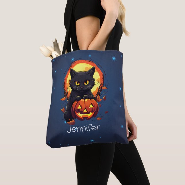 Personalisierte Schwarze Katze mit KürbisHalloween Tasche (Von Nahem)