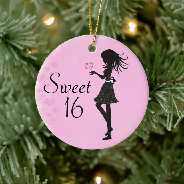 Personalisierte Silhouette Mädchen und Herz Süß 16 Keramik Ornament (Baum)