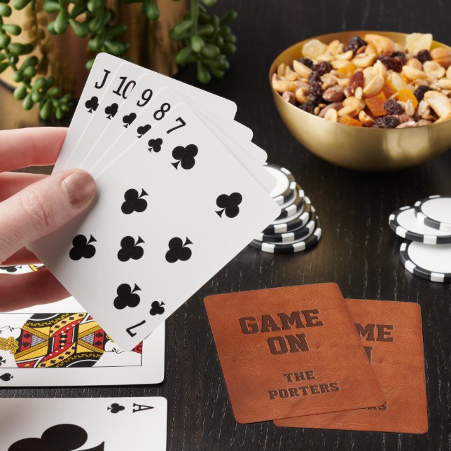 Personalisierte Spielkarten mit Lederaussehen (In Situ)