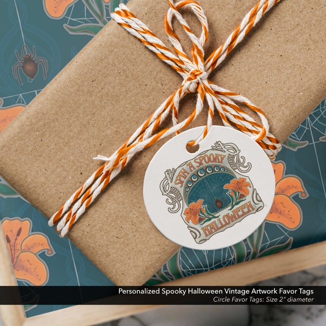 Personalisierte Spooky Halloween Vintag Artwork Geschenkanhänger (Personalize the back of these Vintage Aesthetic Halloween Favor Tags with Your Name and Text.)