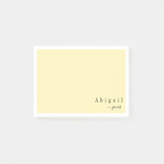personalisierte Stationierung mit gelber Schrift Post-it Klebezettel