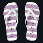 Personalisierte Trauzeugin Lila oder Farbe Flip Flops<br><div class="desc">Lila und Lavendel-Streifen-Muster - Ändern Sie die Farbe durch Klicken auf Anpassen. Und sagen Sie alles,  was Sie gewollt haben. Machen Sie diese eine Art Flip Flops,  die Ihre Nachricht auf ihnen haben. Sei das Gerede vom Strand!</div>