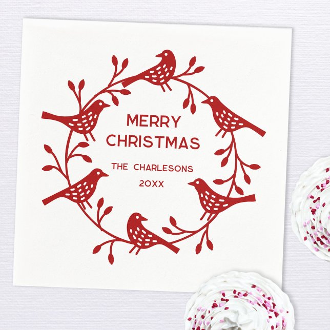 Personalisierte Weihnachtsfeier im skandinavischen Serviette (Red Scandinavian bird wreath personalized family name date festive Merry Christmas paper napkins)