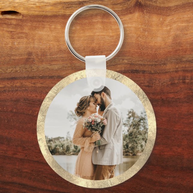 Personalisierte White & Gold Chic Minimal Hochzeit Schlüsselanhänger (Rückseite)