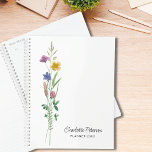 Personalisierte Wildblumen Planer<br><div class="desc">Dieser Blumenplaner zeichnet sich durch eine delikate Aquarellfarbe-Wildblumen aus. Einfach mit Ihrem Namen und Jahr anpassbar. Ändern Sie mithilfe des Entwurfstools die Textgröße,  den Stil oder die Farbe. Dieses Design ist weiblich und weiblich und eignet sich perfekt für Zuhause,  Business,  Schule und Uni. Original Wasserfarbe © Michele Davies.</div>