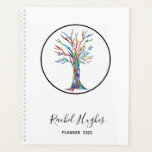 Personalisierter Baum Planer<br><div class="desc">Dieser stilvolle Planer ist mit einem Mosaik "Tree of Life" dekoriert,  das aus Fragmenten aus bunten Glas bestand. Einfache Anpassung mit Ihrem Namen und dem Jahr. Weil wir unsere eigenen Kunstwerke erstellen,  werden Sie dieses exakte Bild von anderen Designern nicht finden. Original Mosaik © Michele Davies.</div>