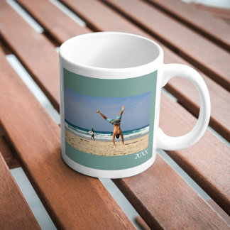 Personalisierter Becher mit Foto, Text und Jahr Kaffeetasse
