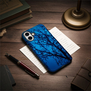 Personalisierter Blaubaum in Regen iPhone 16 Plus Hülle