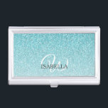 Personalisierter blauer Glitzer Ombre Name Monogra Visitenkarten Dose<br><div class="desc">Die Imitate sind blau, der Glitzer ist farbig, der blaue Glitzer verblasst auf einem weißen Hintergrund. Sie können diese elegante Laptop-Hülle mit Ihrem Namen und Monogramm oder anderem Text personalisieren. Perfekter personalisierter Geschenkkarton. Exklusiv für Sie entworfen von Happy Dolphin Studio. Wenn Sie Hilfe oder passende Produkte benötigen, kontaktieren Sie uns...</div>
