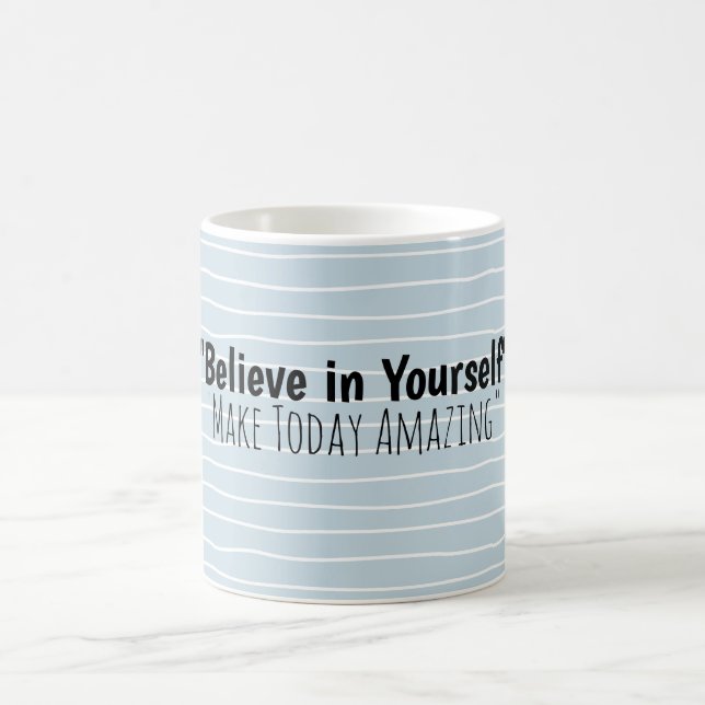 Personalisierter blauer Streifen Name Kaffeetasse  (Mittel)