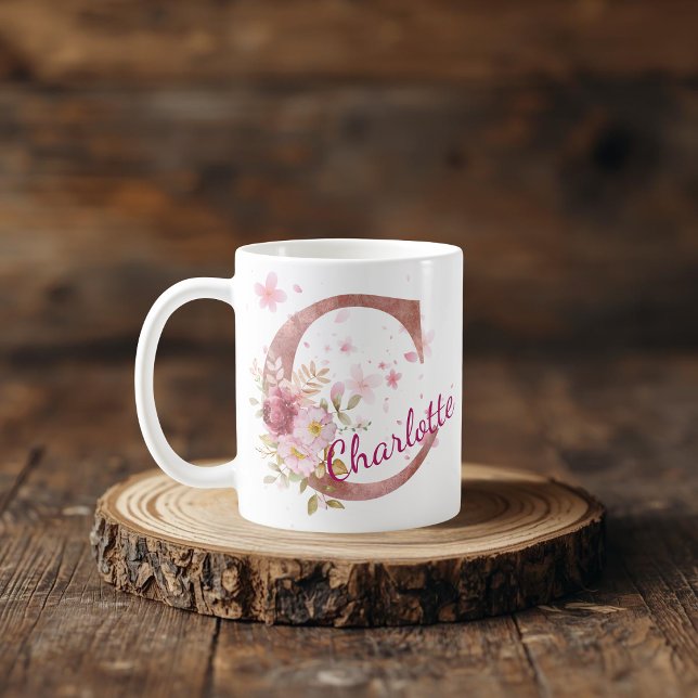 Personalisierter Blumeninitial-Becher – Buchstabe  Kaffeetasse (Von Creator hochgeladen)