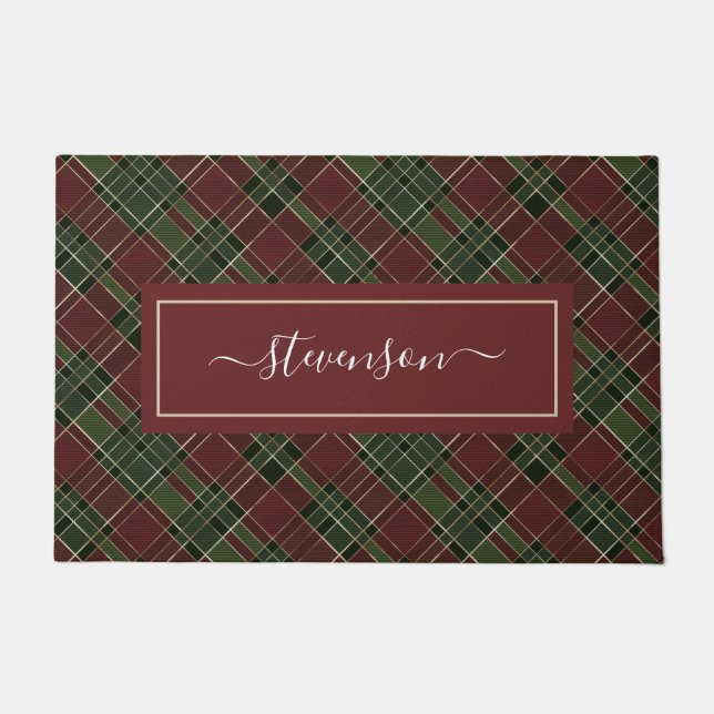 Personalisierter Burgundy Green Kariert Holiday Fußmatte (Vorderseite)
