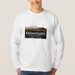 Personalisierter der Kilimandscharo-Aufstieg T-Shirt