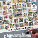 Personalisierter Familienname 45 FotoCollage White<br><div class="desc">Erstellen Sie ein personalisiertes Foto-Erinnerungen-Puzzle, indem Sie dieses leicht hochzuladende Foto Collage quadratische Gitter Vorlage mit 45 Bildern und personalisiert mit einem Familiennamen oder Ihrem benutzerdefinierten Text. Gedenken Sie einen besondere Anlass oder eine Veranstaltung oder machen Sie für eine sinnvolle Familienkollektion Foto Geschenk. HILFE: Für Hilfe bei der Modifizierung oder...</div>