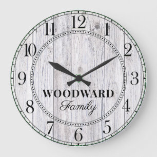 Personalisierter Familienname aus rustikalem Holz Große Wanduhr
