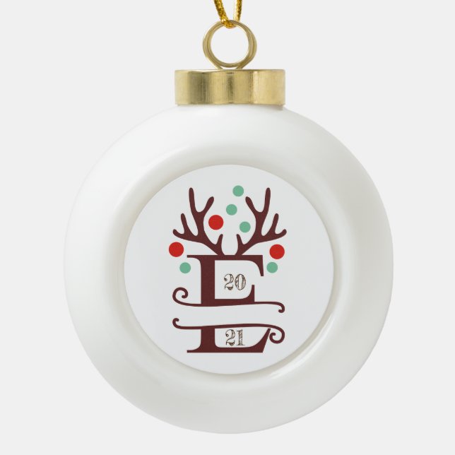 Personalisierter Familienname "E" Keramik Kugel-Ornament (Vorderseite)