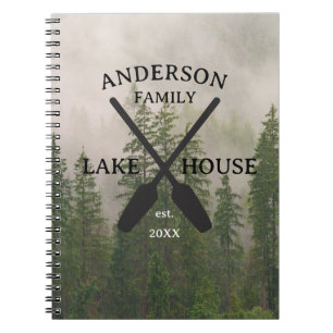 Personalisierter Familienname Lake House Notizblock