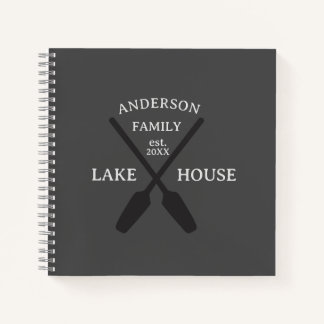 Personalisierter Familienname Lake House Notizbuch