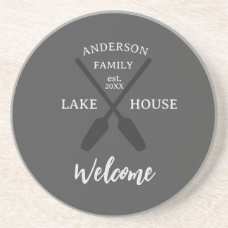 Personalisierter Familienname Lake House Willkomme Getränkeuntersetzer