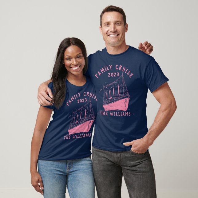 Personalisierter Familienurlaub Schifffahrt T-Shirt (Unisex)