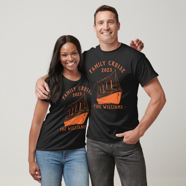 Personalisierter Familienurlaub Schifffahrt T-Shirt (Unisex)