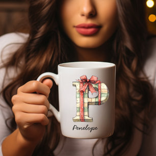 Personalisierter festlicher Weihnachtsmonogramm-P- Kaffeetasse