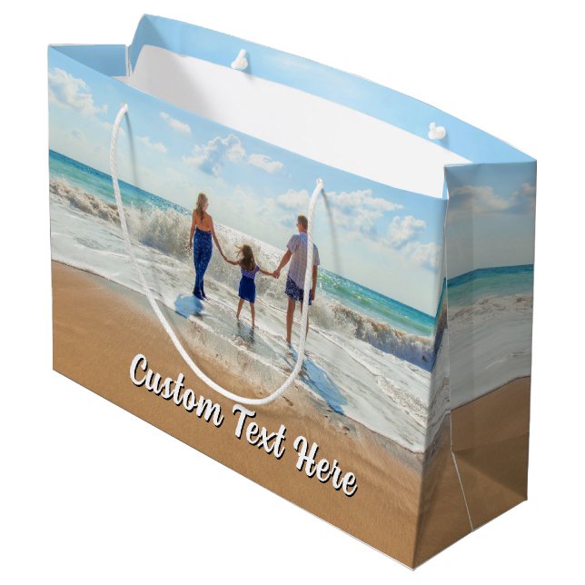 Personalisierter Foto-Geschenkbeutel mit benutzerd Große Geschenktüte (Rückseite Schrägansicht)