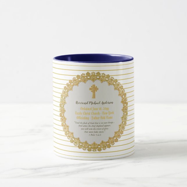 Personalisierter frisch ORDAINIERTER Priesterpasto Tasse (Zentrum)