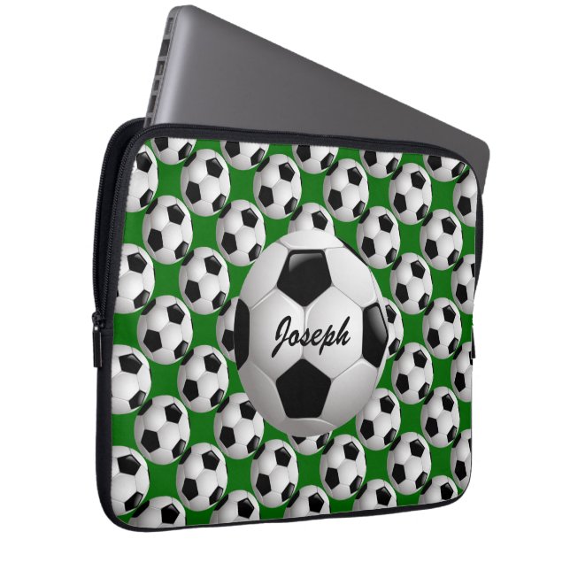Personalisierter Fußball-Ball auf Fußball-Muster Laptopschutzhülle (Vorne Rechts)