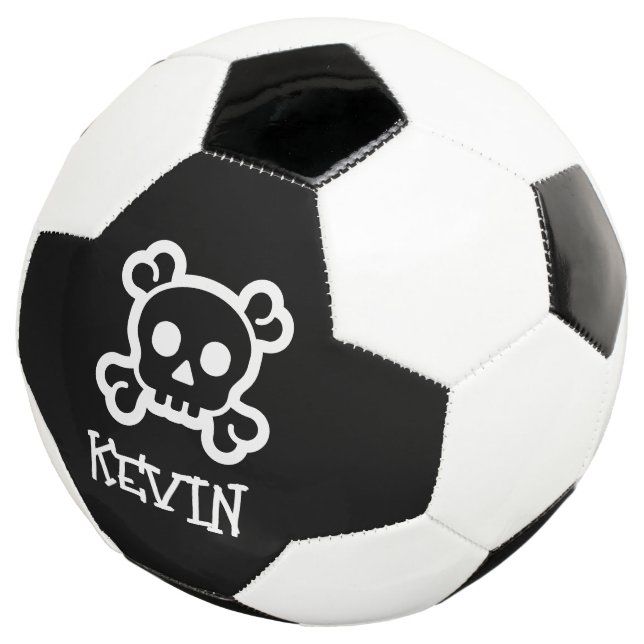 Personalisierter Fußball mit Schädel und Knochenlo (Dreiviertel)