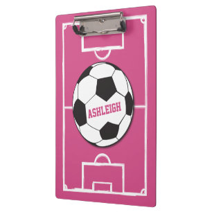 Personalisierter Fußballball und Felsrosa Klemmbrett