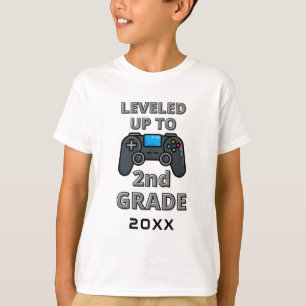 Personalisierter Gamer bis zur zweiten Stufe T-Shirt
