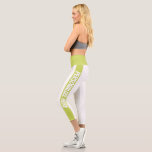 Personalisierter grüner Streifen Capri Leggings<br><div class="desc">Fügen Sie Ihren eigenen Text zu diesen funkelnden Grün-Weiß leicht zu personalisieren Capri Leggings aus Ricaso</div>