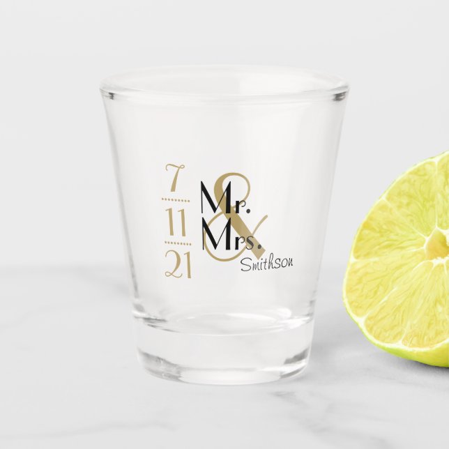 Personalisierter Herr und Frau Wedding Date Schnapsglas (Vorderseite)