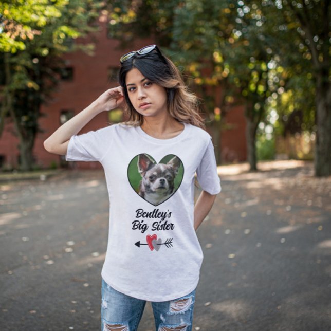 Personalisierter Hund Großschwester Foto & Text T-Shirt (Von Creator hochgeladen)