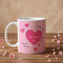 Personalisierter Kaffee-Mug mit rosa Herzen