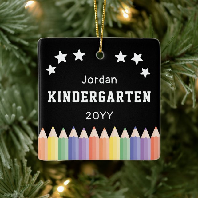 Personalisierter Kindergarten Farbiges Foto Keramikornament (Baum)