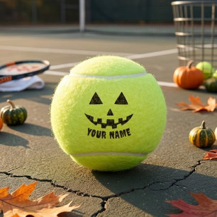 Personalisierter KürbisHalloween Name Black & Whit Tennisbälle