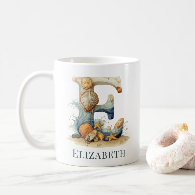 Personalisierter Küstenmonogramm Anfangsbuchstabe  Kaffeetasse (Mit Donut)