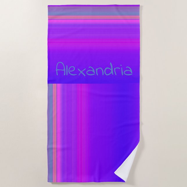 Personalisierter Lila rosa Ombre Streifen Strandtuch (Vorderseite)
