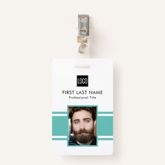 Personalisierter Mitarbeiter | Foto des aquamarine Ausweis (Vorderseite mit Klammer)