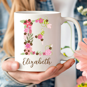 Personalisierter Monogramm-Blumenbuchstabe E Kaffeetasse